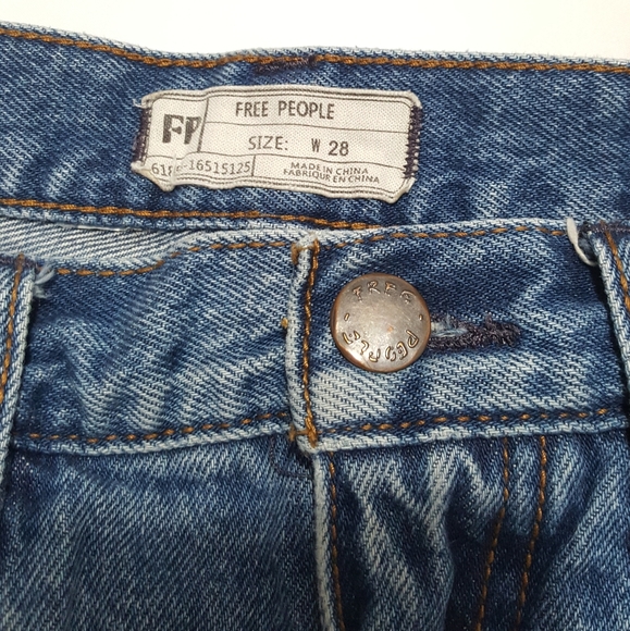 Free people Chelsea cropped jeans  size 28 - Picture 7 of 13